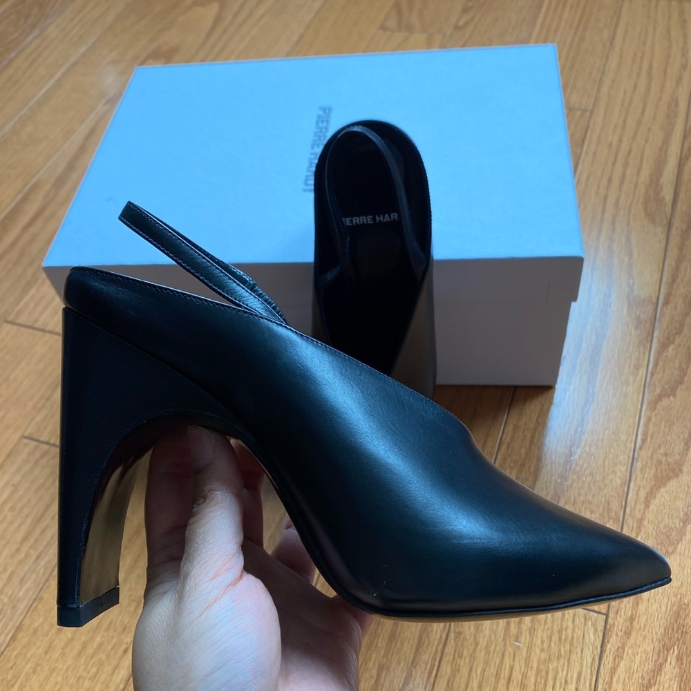 PIERRE HARDY Jessie Leather Slingback - Black, US7